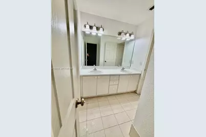 9497 NW 114th Ln #6, Hialeah Gardens, FL 33018 - Photo 21