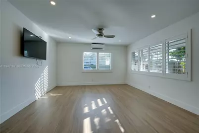 421 SW 14th Ct, Fort Lauderdale, FL 33315 - Photo 37