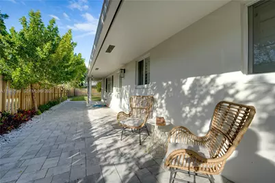 421 SW 14th Ct, Fort Lauderdale, FL 33315 - Photo 27