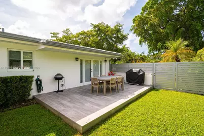 1551 Ancona Ave, Coral Gables, FL 33146 - Photo 5