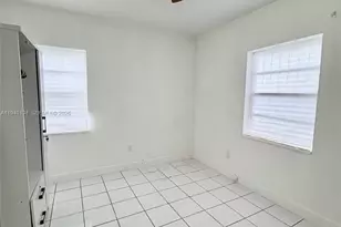 1332 NE 177th St, North Miami Beach, FL 33162 - Photo 13