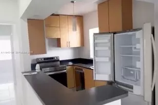 1332 NE 177th St, North Miami Beach, FL 33162 - Photo 5