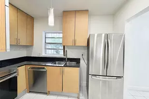 1332 NE 177th St, North Miami Beach, FL 33162 - Photo 5