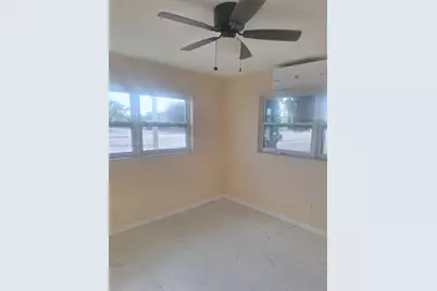 245 E Parkway, Other City - In The State Of Florida, FL 33904 - Photo 15