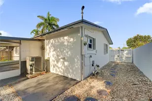 2015 N 58th Ave, Hollywood, FL 33021 - Photo 59