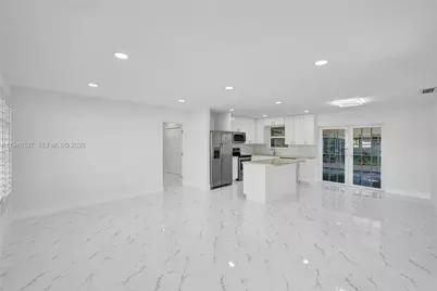 2015 N 58th Ave, Hollywood, FL 33021 - Photo 7