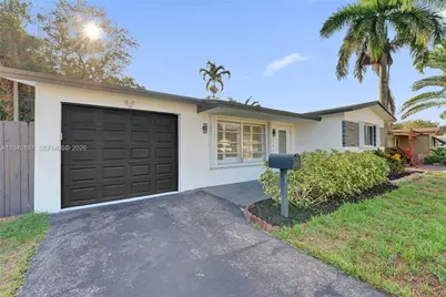 2015 N 58th Ave, Hollywood, FL 33021 - Photo 3