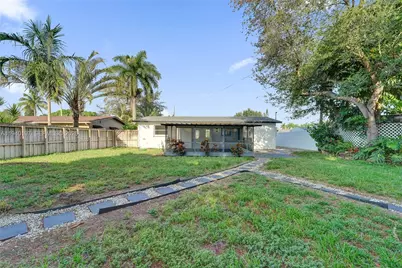 2015 N 58th Ave, Hollywood, FL 33021 - Photo 65