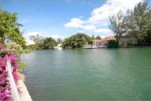 3921 N Meridian Ave, Miami Beach, FL 33140 - Photo 23