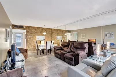 3431 NW 50th Ave #113, Lauderdale Lakes, FL 33319 - Photo 15