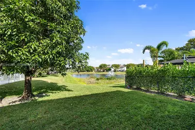 4135 Woodhill Pl, Boynton Beach, FL 33436 - Photo 35