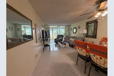 9041 Sunrise Lakes Blvd #207, Sunrise, FL 33322 - Photo 11