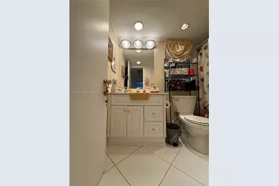 9041 Sunrise Lakes Blvd #207, Sunrise, FL 33322 - Photo 17