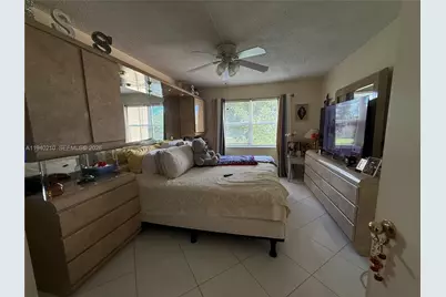 9041 Sunrise Lakes Blvd #207, Sunrise, FL 33322 - Photo 15