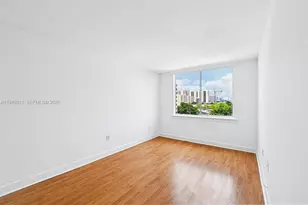 1740 NW N River Dr, Miami, FL 33125 - Photo 13