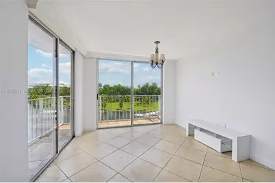 1740 NW N River Dr #614, Miami, FL 33125 - Photo 7