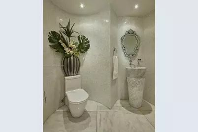 1643 Brickell Ave #2902, Miami, FL 33129 - Photo 7