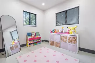 100 NE 71st St, Miami, FL 33138 - Photo 9