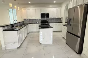 27037 SW 142nd Ave, Homestead, FL 33032 - Photo 3