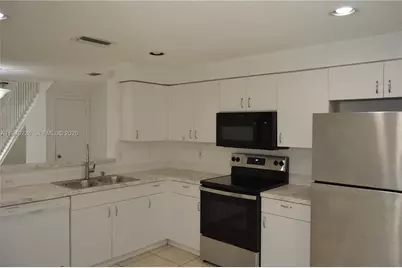 1527 Veracruz Ln #3-15, Weston, FL 33327 - Photo 7