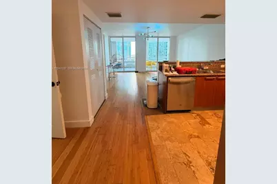 170 SE 14th St #1807, Miami, FL 33131 - Photo 3