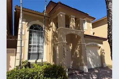 11541 NW 68th Ter, Doral, FL 33178 - Photo 1