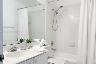 11541 NW 68th Terrace, Doral, FL 33178 - Photo 11