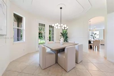19421 Stonebrook St, Weston, FL 33332 - Photo 5