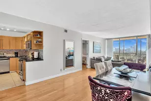 20379 W Country Club Dr, Aventura, FL 33180 - Photo 5