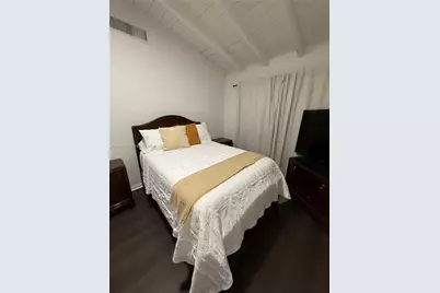 2036 NE 21st Ave #2, Fort Lauderdale, FL 33305 - Photo 21