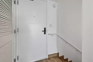 400 Sunny Isles Blvd, Sunny Isles Beach, FL 33160 - Photo 11