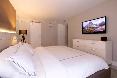 210 172nd St #131, Sunny Isles Beach, FL 33160 - Photo 11