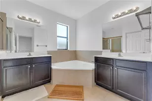 15265 SW 173rd St, Miami, FL 33187 - Photo 15