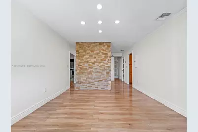 5565 NW 193rd Ln, Miami Gardens, FL 33055 - Photo 11