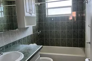 5181 W Oakland Park Blvd, Lauderdale Lakes, FL 33313 - Photo 5