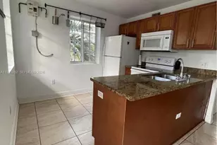 210 NW 16th St, Miami, FL 33136 - Photo 3