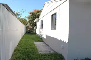 1449 SW 49th Ave, Fort Lauderdale, FL 33317 - Photo 7