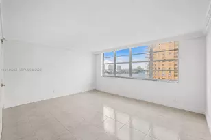 250 174th St, Sunny Isles Beach, FL 33160 - Photo 3
