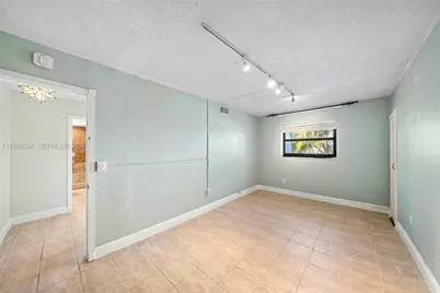 230 Sunrise Dr #5, Key Biscayne, FL 33149 - Photo 9