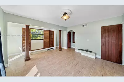 230 Sunrise Dr #5, Key Biscayne, FL 33149 - Photo 5