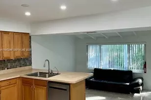 5650 NE 17th Terrace, Fort Lauderdale, FL 33334 - Photo 11