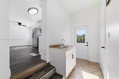 2308 W Aileen, Tampa, FL 33607 - Photo 9