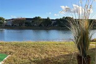 2432 SE 15th St, Homestead, FL 33035 - Photo 29