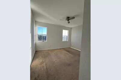 2432 SE 15th St, Homestead, FL 33035 - Photo 15