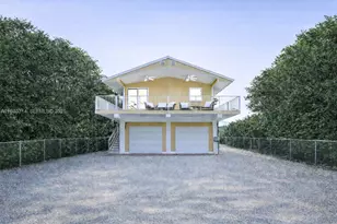 335 Bayview Ave, Key Largo, FL 33037 - Photo 3