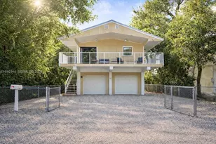 335 Bayview Ave, Key Largo, FL 33037 - Photo 1