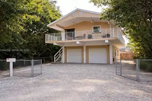 335 Bayview Ave, Key Largo, FL 33037 - Photo 3