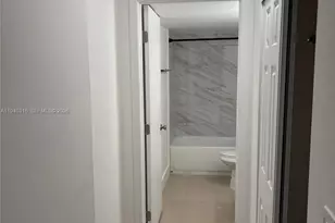 [Address not provided], North Miami, FL 33181 - Photo 7