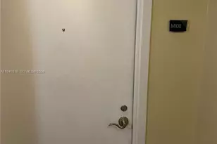 1745 E Hallandale Beach Blvd, Hallandale Beach, FL 33009 - Photo 29