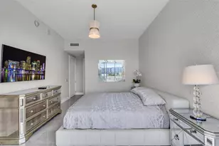 18501 Collins Ave, Sunny Isles Beach, FL 33160 - Photo 21